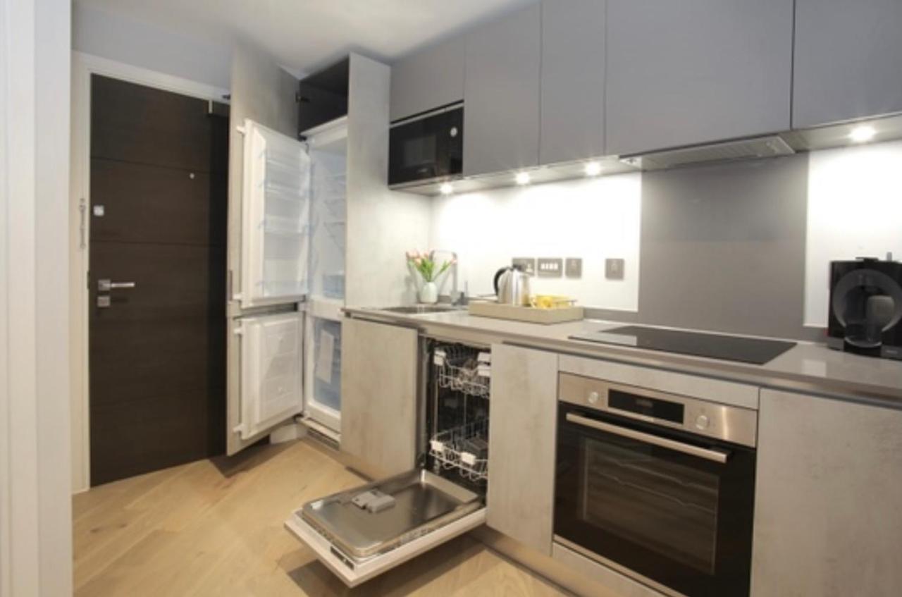 Mnitri apartment Luton  Exterior foto